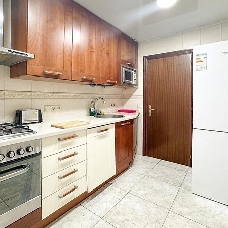 Charming Rooms In Shared Apartment Near Camp Nou 巴塞罗那 外观 照片