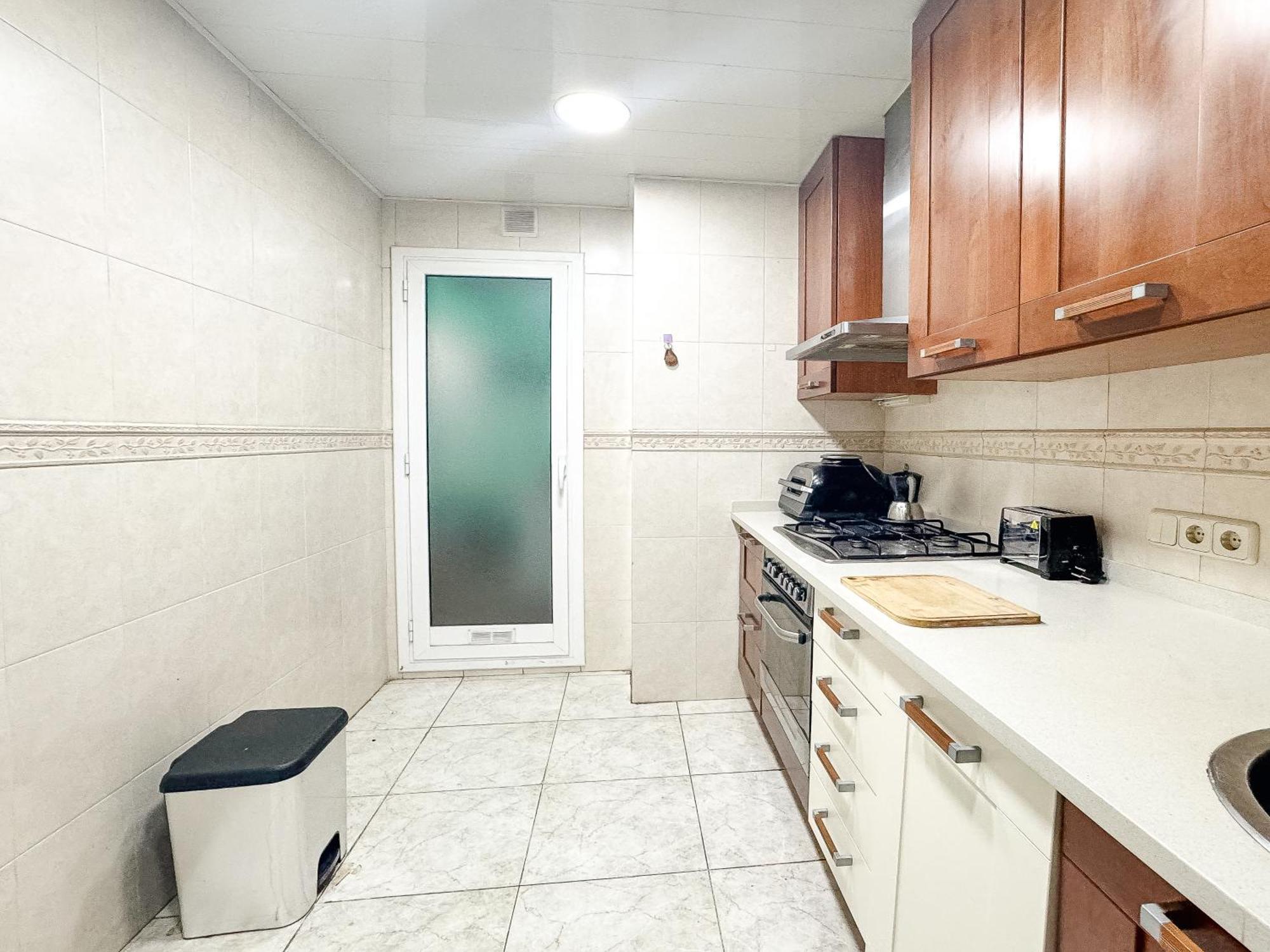 Charming Rooms In Shared Apartment Near Camp Nou 巴塞罗那 外观 照片