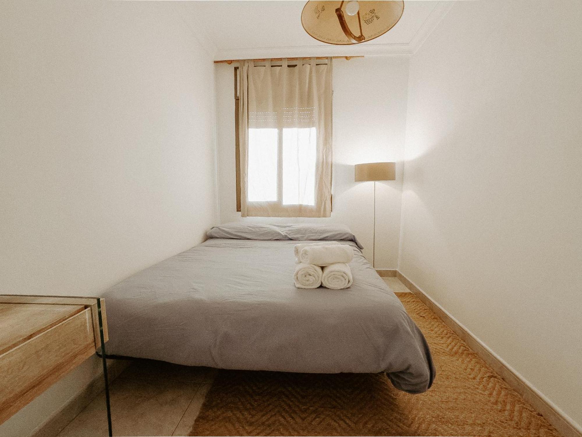 Charming Rooms In Shared Apartment Near Camp Nou 巴塞罗那 客房 照片