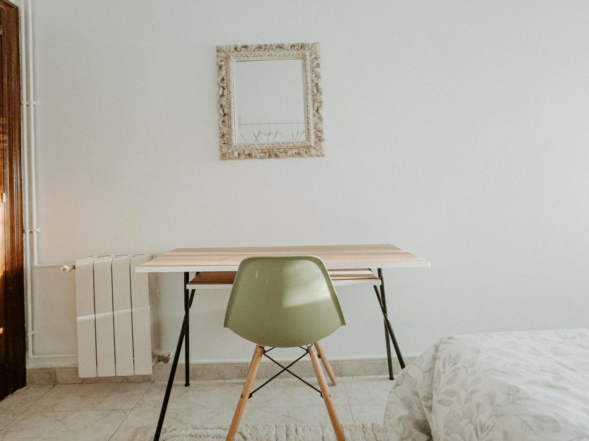 Charming Rooms In Shared Apartment Near Camp Nou 巴塞罗那 客房 照片
